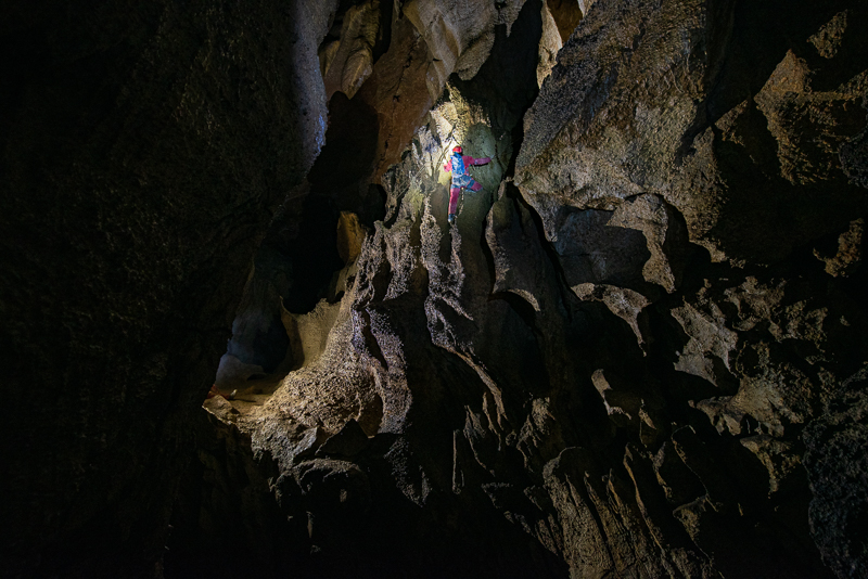 la Vira de la Araña i Cueva Fresca, Kantabrien, Spanien. Foto: Johannes Lundberg med Torbjörn Doj och Bjørn Egil Johansen. (2019).